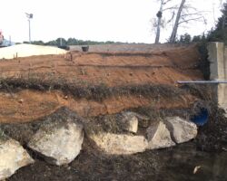 Travaux d'aménagement de deux rampes à anguilles sur l'ARC aval (13)